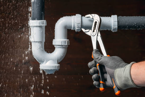 Professional Gas Line Repair technician working in Clyde, NC